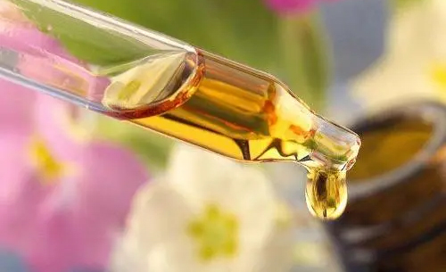 采用新鴻順基礎(chǔ)油制作的潤(rùn)滑油究竟好在哪里？